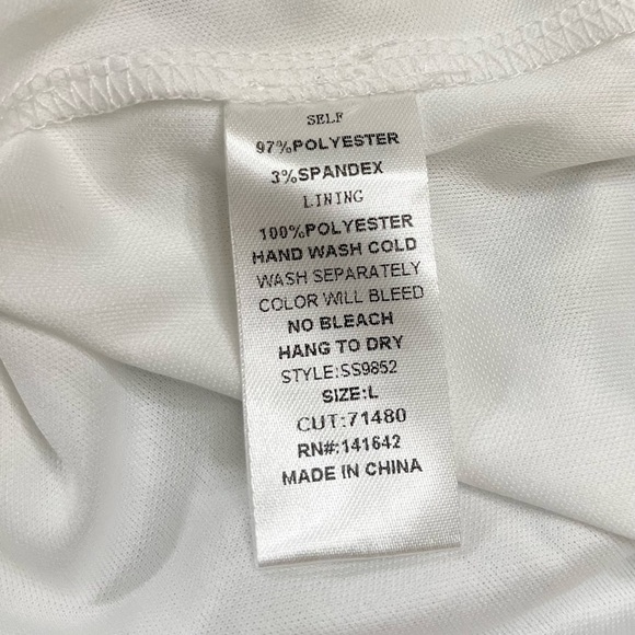 SHE+SKY, FIGURE HUGGING, WHITE MINI DRESS. TRENDY SQUARE NECKLINE. SIZE L - Picture 5 of 5